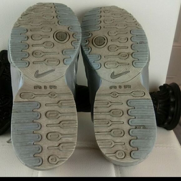 Nike Air Silver Cross training athletic shoes - Picture 5 of 8